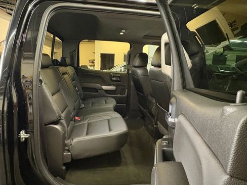 Used 2017 Chevrolet Silverado 1500 LTZ Z71 w/ Midnight Edition image 20