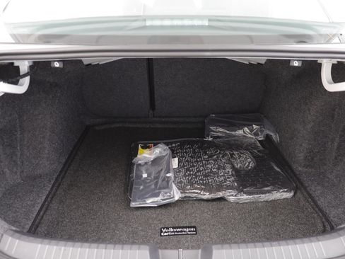 New 2026 Volkswagen Jetta SEL image 17