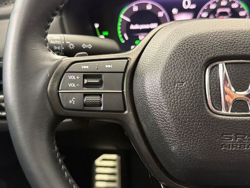 Used 2025 Honda Accord Sport image 18