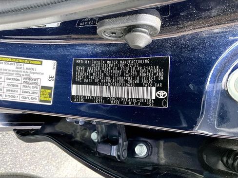 Used 2024 Toyota Corolla LE FWD image 36