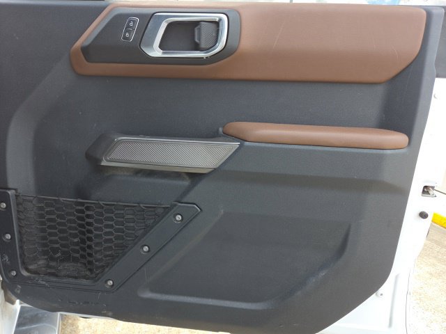 Used 2021 Ford Bronco Outer Banks AWD/4WD image 19