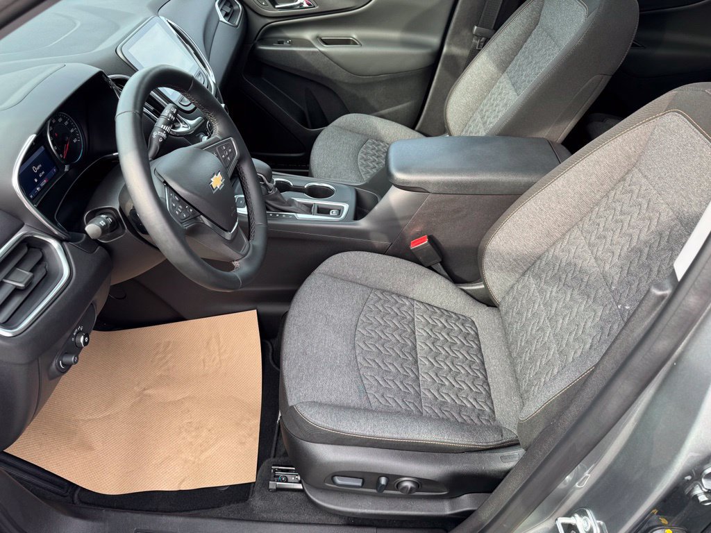 Used 2024 Chevrolet Equinox LT AWD/4WD image 11