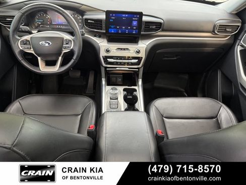 Used 2022 Ford Explorer XLT w/ Equipment Group 202A AWD/4WD image 28
