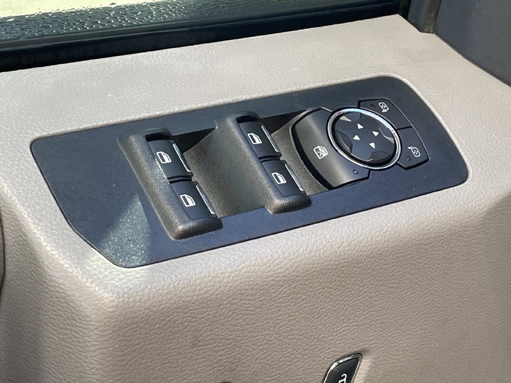 Used 2018 Ford F150 XLT w/ Equipment Group 302A Luxury AWD/4WD image 15