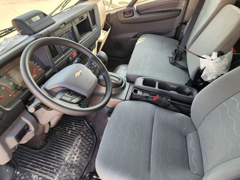 New 2025 Chevrolet Low Cab Forward 4500 XD image 9