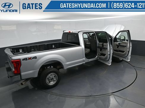 Used 2019 Ford F250 XL w/ Power Equipment Group AWD/4WD image 47