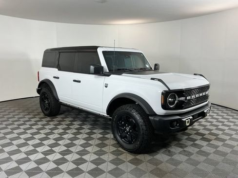 Used 2025 Ford Bronco Big Bend w/ Black Diamond Package AWD/4WD image 3