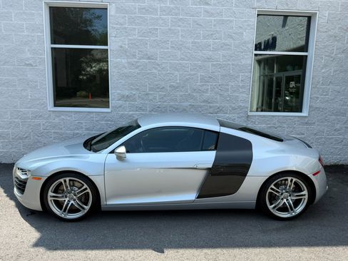 Used 2011 Audi R8 V8 image 7