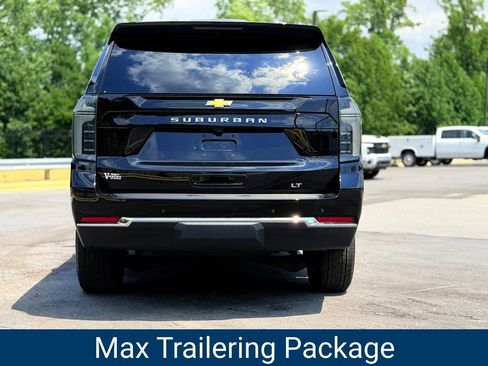 New 2026 Chevrolet Suburban LT w/ Comfort Package AWD/4WD image 4