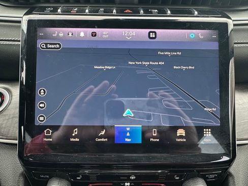 Used 2023 Jeep Grand Cherokee L Limited image 4