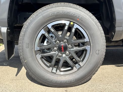 New 2025 Toyota Tacoma TRD Sport AWD/4WD image 41