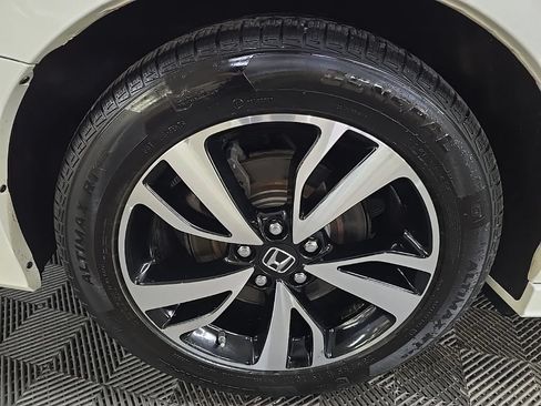 Used 2019 Honda Odyssey Elite image 14