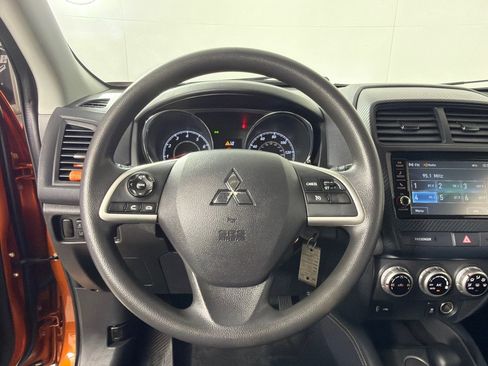 Used 2021 Mitsubishi Outlander Sport LE FWD image 15
