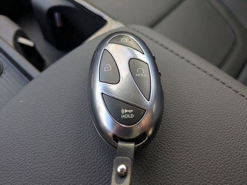 New 2026 Hyundai Tucson Limited image 29