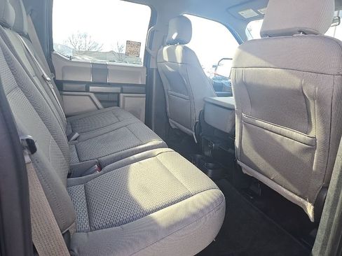 Used 2016 Ford F150 XLT image 24