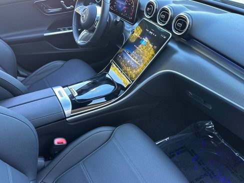 Used 2024 Mercedes-Benz C 300 Sedan image 33