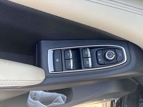 New 2026 Subaru Ascent Limited AWD/4WD image 13