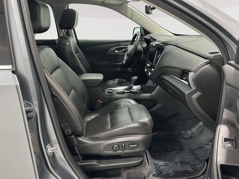 Used 2020 Chevrolet Traverse Premier image 27