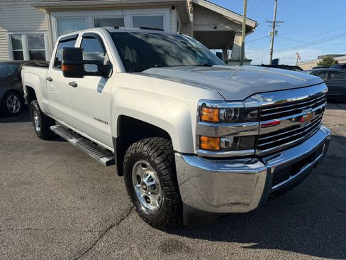 Used 2016 Chevrolet Silverado 2500 W/T w/ WT Convenience Package AWD/4WD image 5
