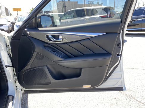 Used 2020 INFINITI Q50 Pure image 18