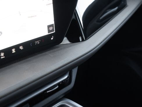 New 2025 Audi Q5 Premium image 15