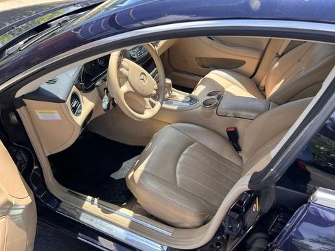Used 2007 Mercedes-Benz CLS 550 image 2