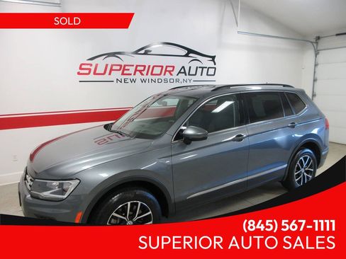 Used 2021 Volkswagen Tiguan SE AWD/4WD image 1