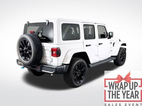 Used 2023 Jeep Wrangler Unlimited Sahara w/ Cold Weather Group image 7