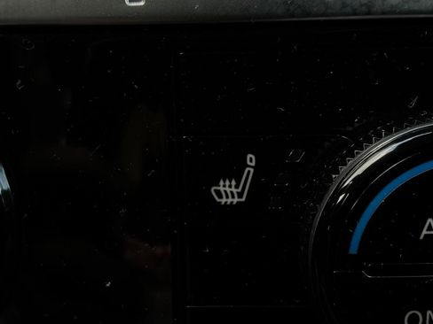 Used 2026 Nissan Pathfinder SL AWD/4WD image 33