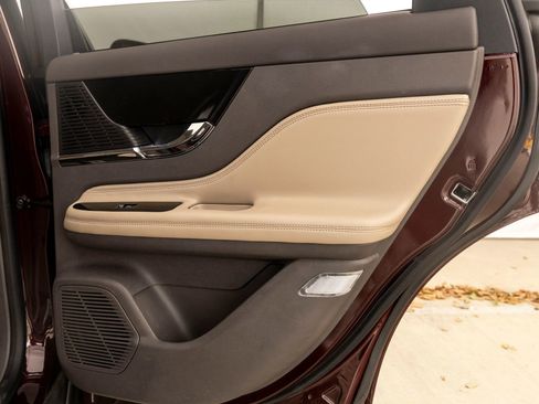 Used 2021 Lincoln Corsair FWD w/ Convenience Package image 22