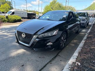 Used 2020 Nissan Altima 2.5 SV FWD video 1
