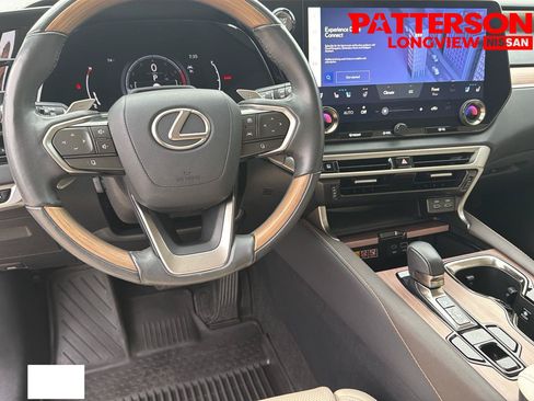 Used 2023 Lexus RX 350 FWD w/ Accessory Package (Z1) image 17