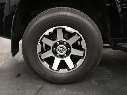 Certified 2023 Toyota 4Runner TRD Off-Road Premium image 32