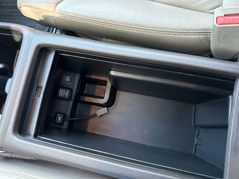 Used 2012 Honda CR-V EX-L image 33