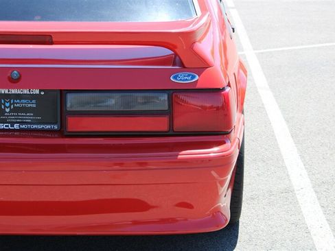 Used 1990 Ford Mustang GT RWD image 13