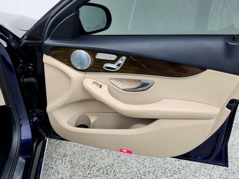 Used 2018 Mercedes-Benz C 300 4MATIC Sedan image 24