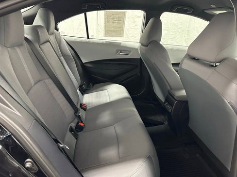 Used 2025 Toyota Corolla SE image 52