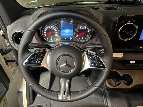Used 2026 Mercedes-Benz Sprinter 2500 image 28