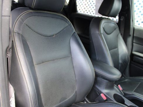 Used 2014 Kia Soul + w/ Primo Package FWD image 12