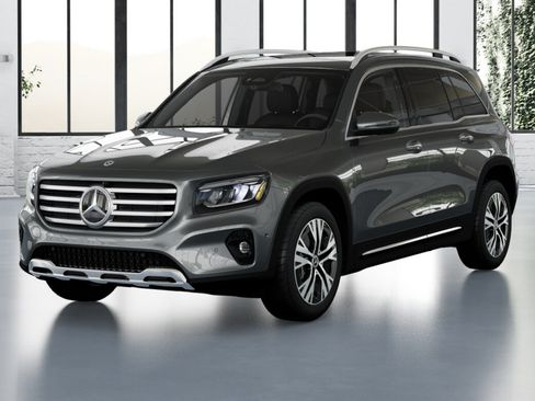 Used 2026 Mercedes-Benz GLB 250 4MATIC image 1