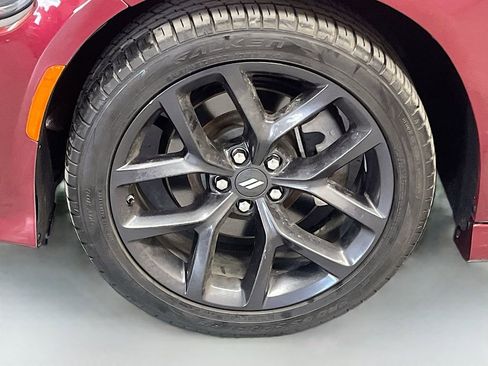 Used 2022 Dodge Charger R/T w/ Blacktop Package image 31