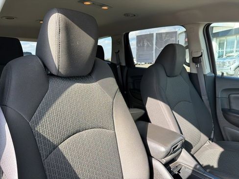 Used 2012 Chevrolet Traverse LT image 4