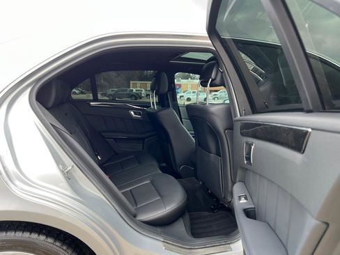 Used 2013 Mercedes-Benz E 350 E350 4MATIC Sedan image 35
