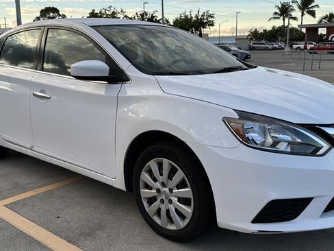 Used 2019 Nissan Sentra S w/ Exterior Package FWD image 7