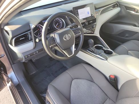Used 2023 Toyota Camry LE image 17