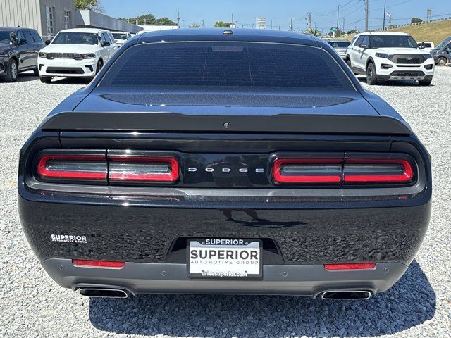 Used 2023 Dodge Challenger R/T RWD image 4