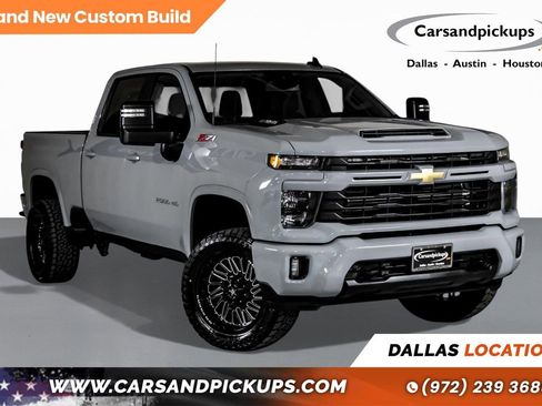 Used 2024 Chevrolet Silverado 2500 LT image 1