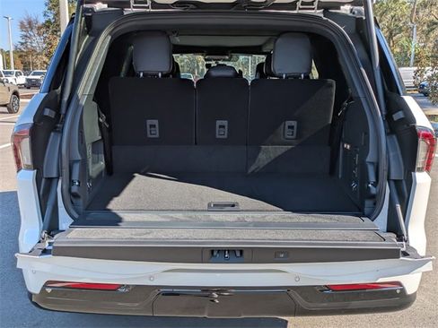 New 2025 Lincoln Navigator Black Label image 12