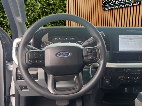 Used 2025 Ford F250 XLT AWD/4WD image 31