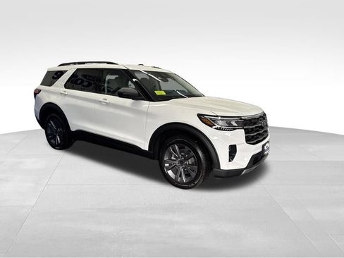New 2026 Ford Explorer Active w/ Active Comfort Package AWD/4WD image 8